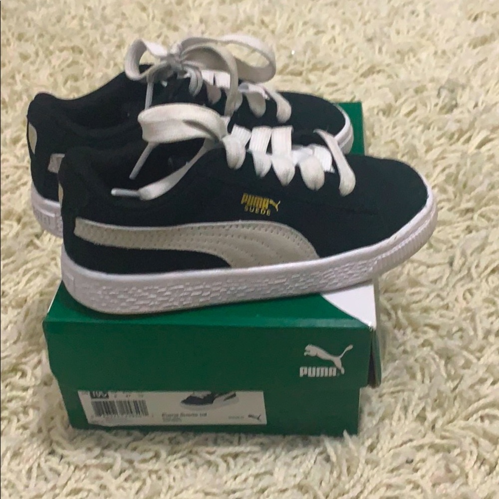 Oreo Styled Pumas